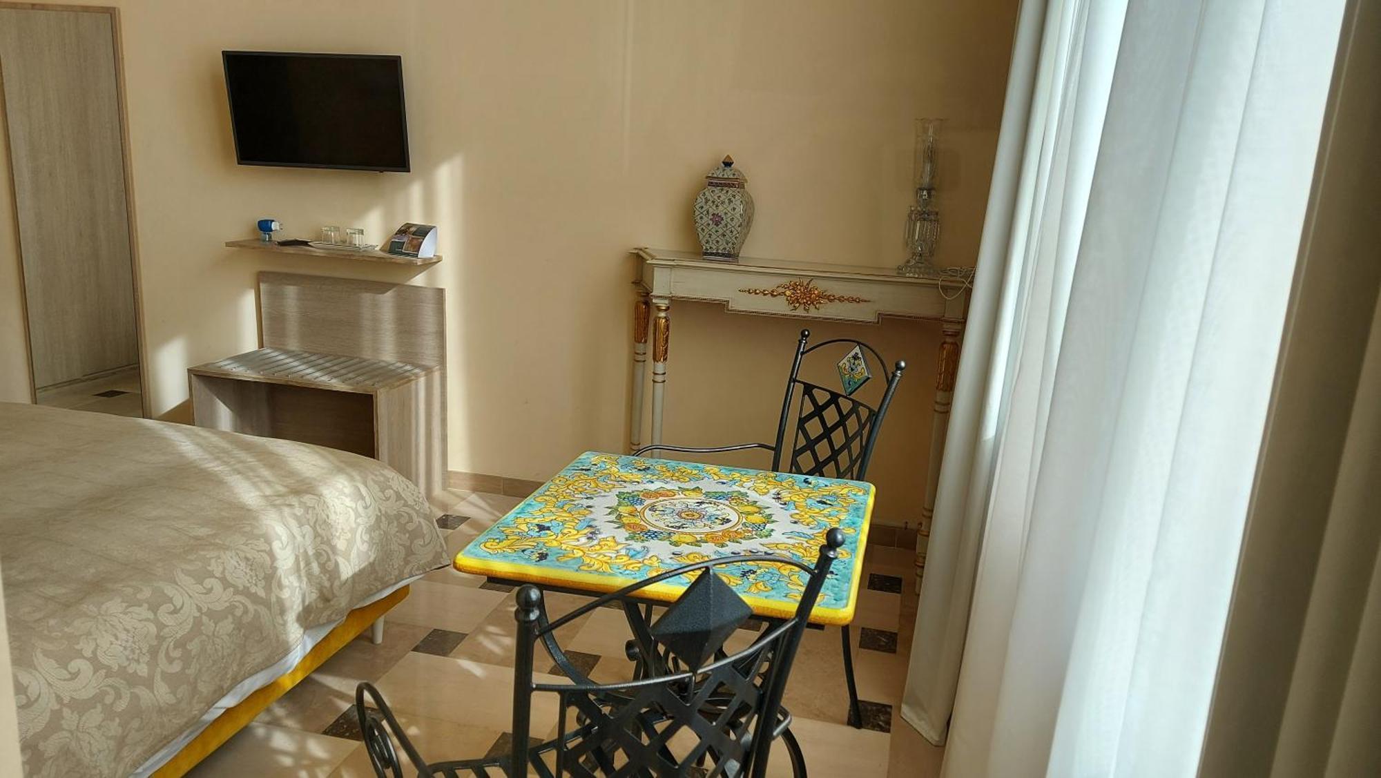 Dimora Charleston Lecce Parcheggio Privato In Loco Gratis Bed & Breakfast Phòng bức ảnh